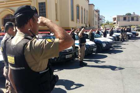 Policia Militar em Divinópolis presta homenagem ao cabo da PM assassinado em Santa Margarida